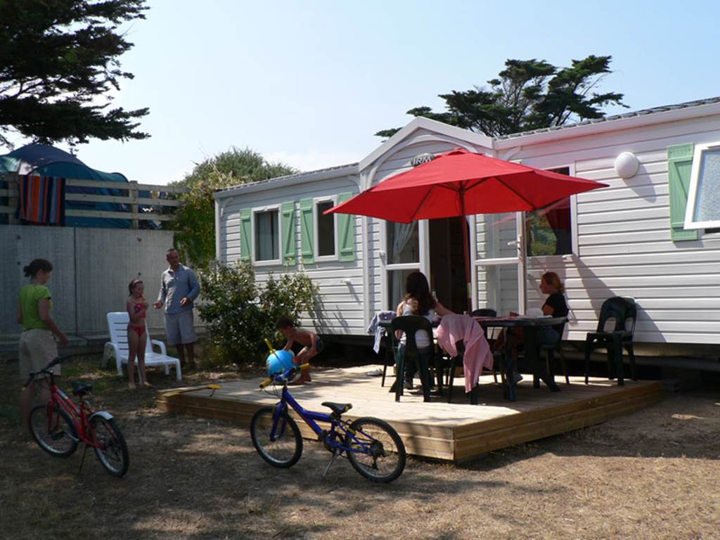 mobilhome 3 chmabres camping les baleines