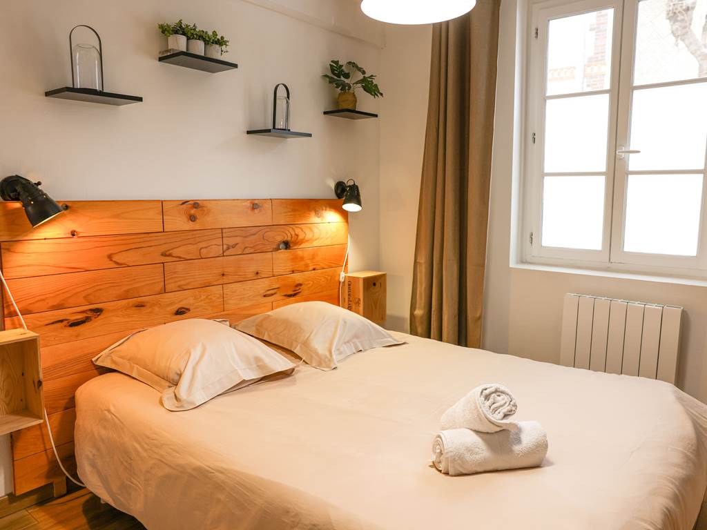 Apt l'IDOLE, chambre 2, lit queen size