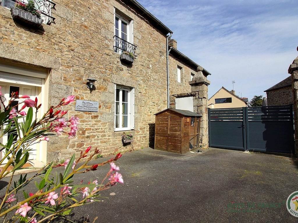 Chambre d'hôtes n°22G320896 "Le Clos des Hortensias" – PLEMY