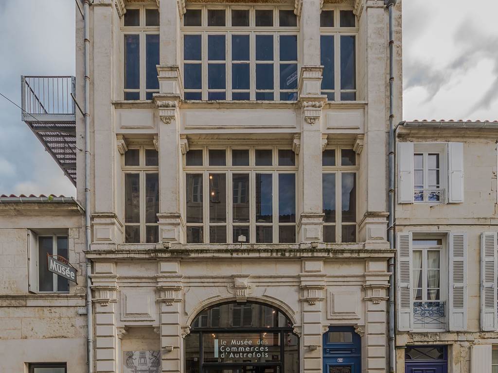Batiment-du-musee-ancien-entrepot-1900
