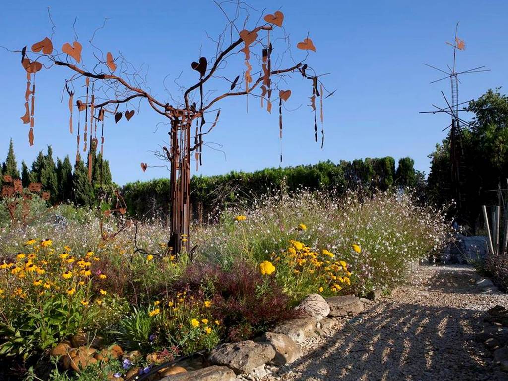 jardin artistique coeurs