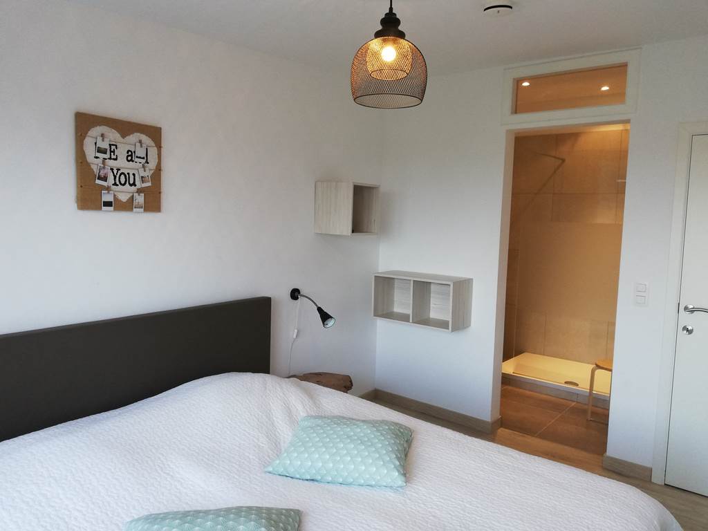chambre avec douche privative