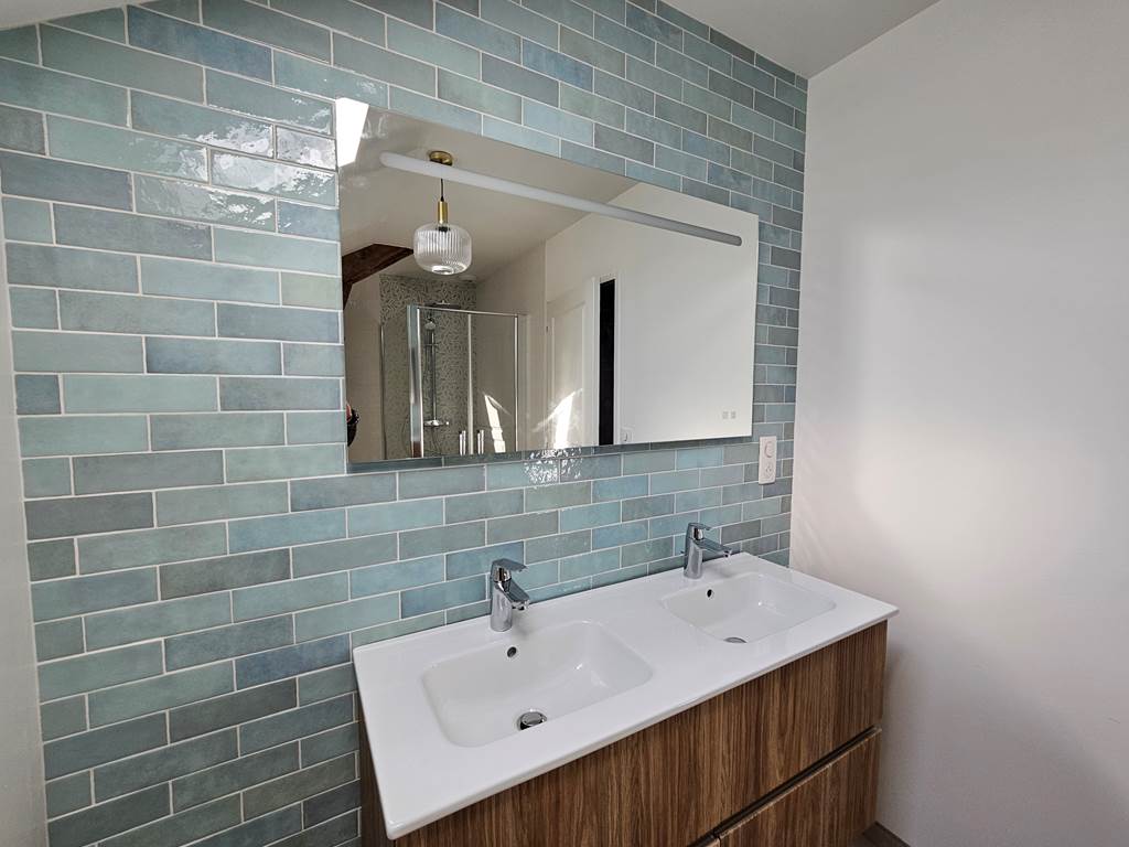 Gîte le Granit des Champs - Mainsat - Salle d'eau 1er étage