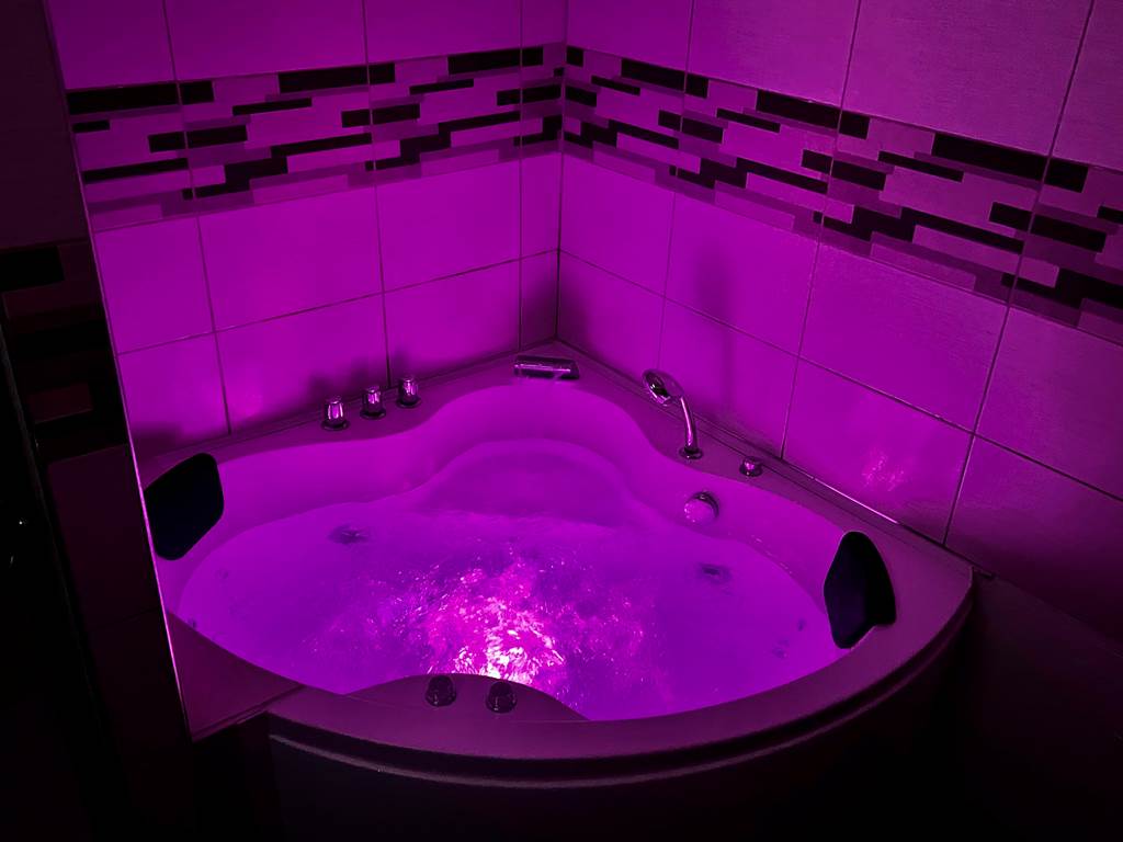 Baignoire spa balnéo