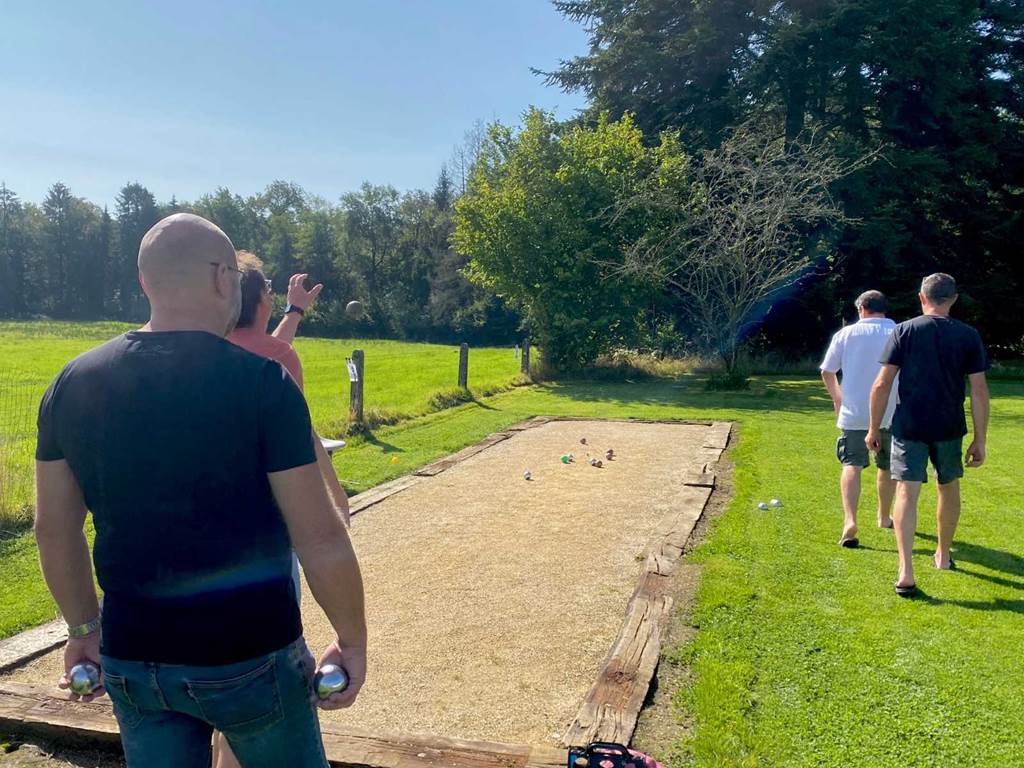 Terrain de pétanque- La demoiselle ô bois (5)