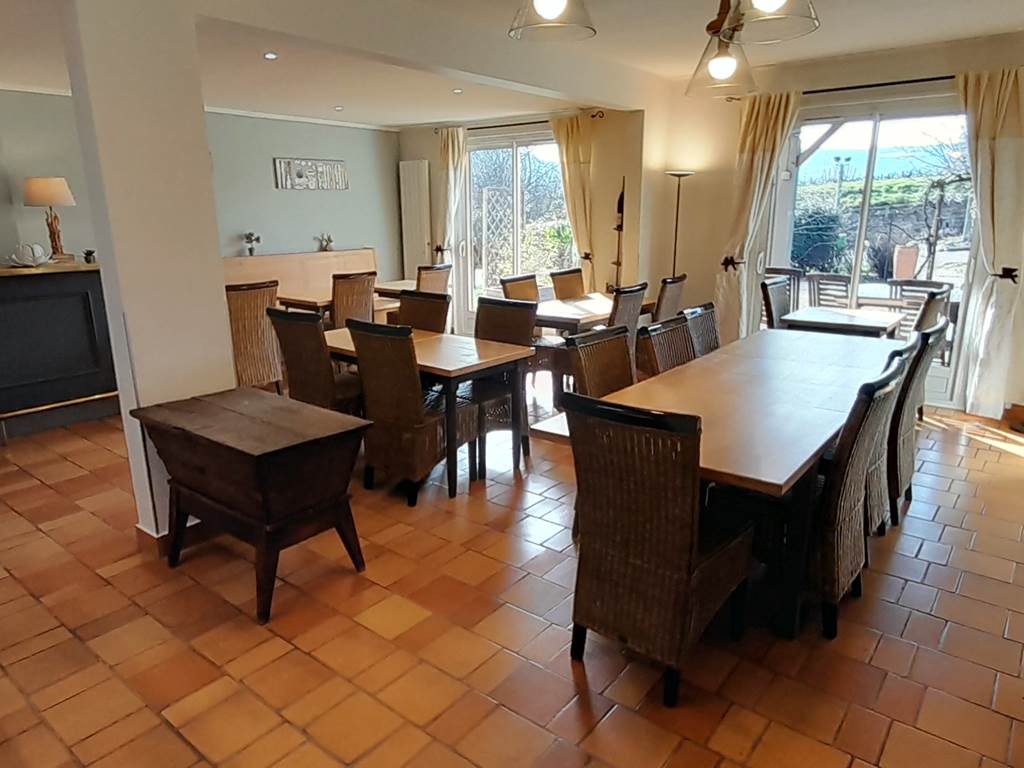 Salle petit déjeuner