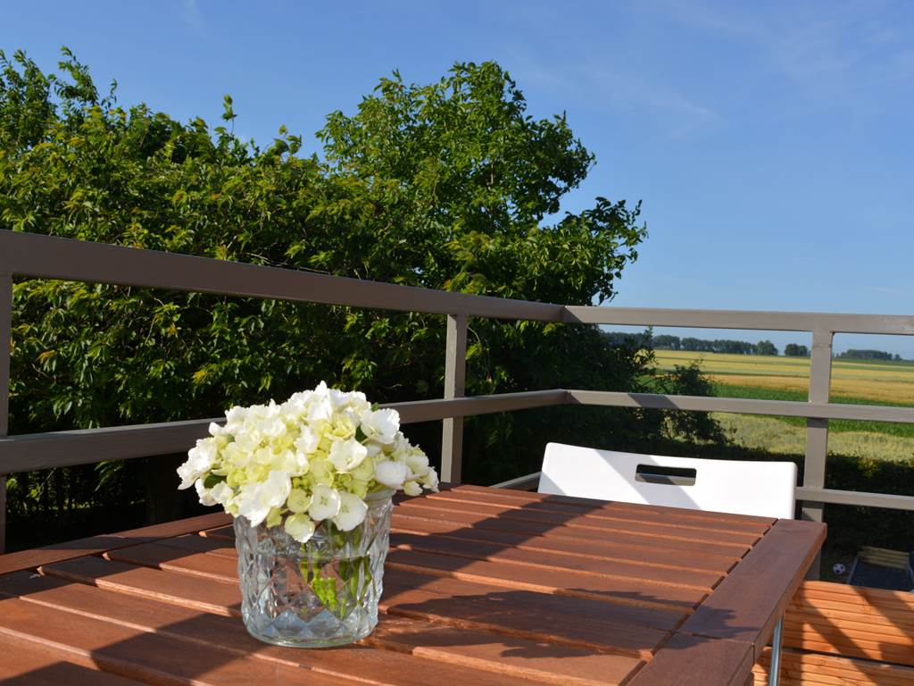 Terrasse de 2 m sur 3 m