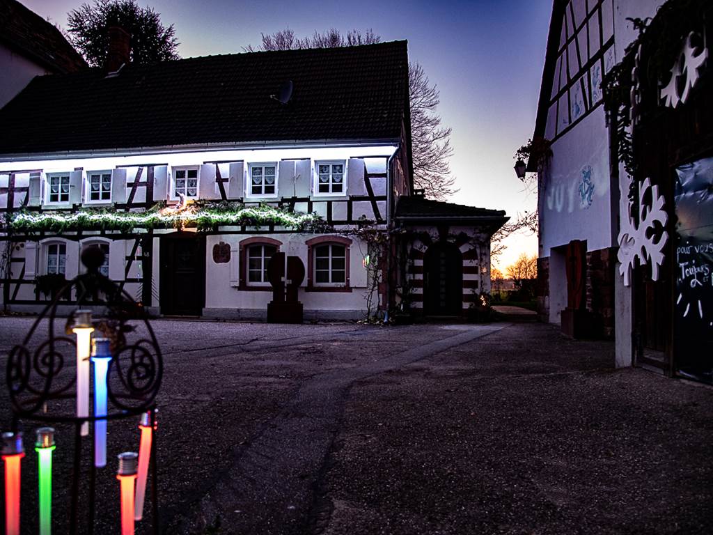 maison vue de nuit
