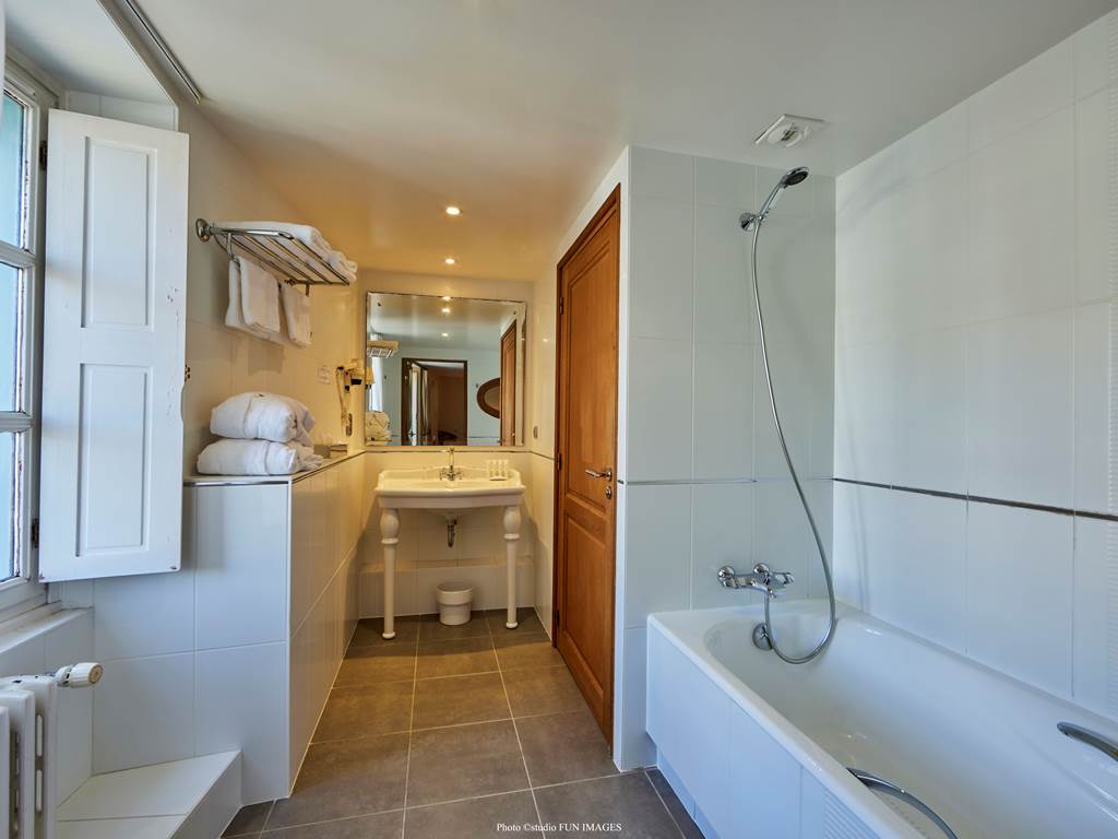 Salle de bain Chambre Junior