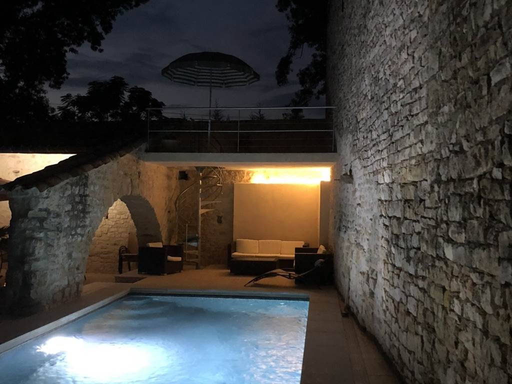 PISCINE NUIT