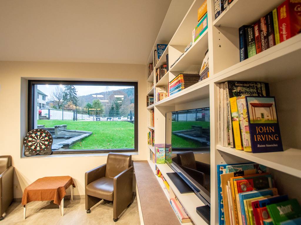 Coin enfants : jeux / lecture / TV