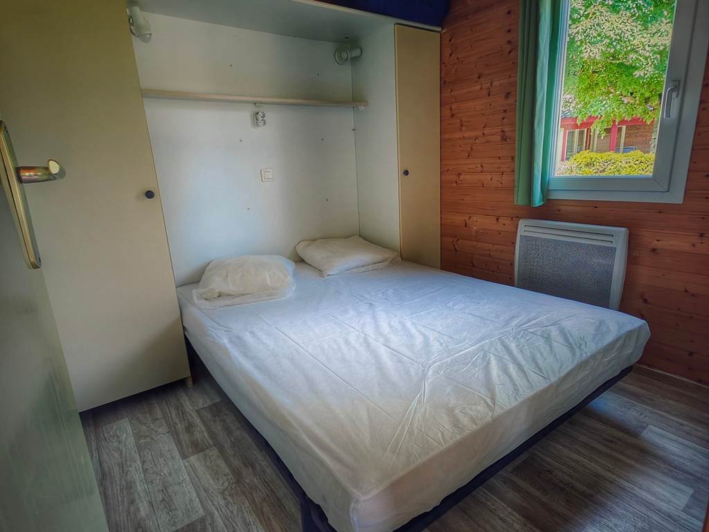 "Le Clos du Moulin", Village de Gîtes en Périgord : intérieur d'un chalet