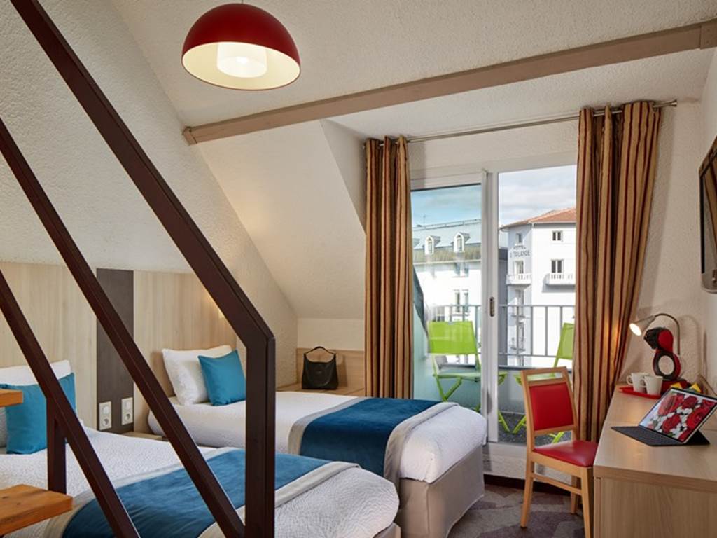 Lourdes hôtel Roissy