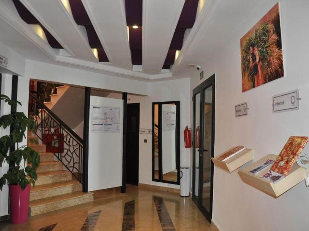 Hôtel Inou - hall