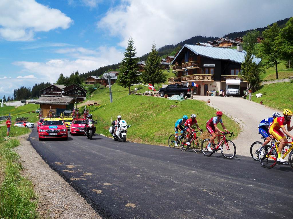 Criterium du Dauphiné libéré 2018 devant le chalet