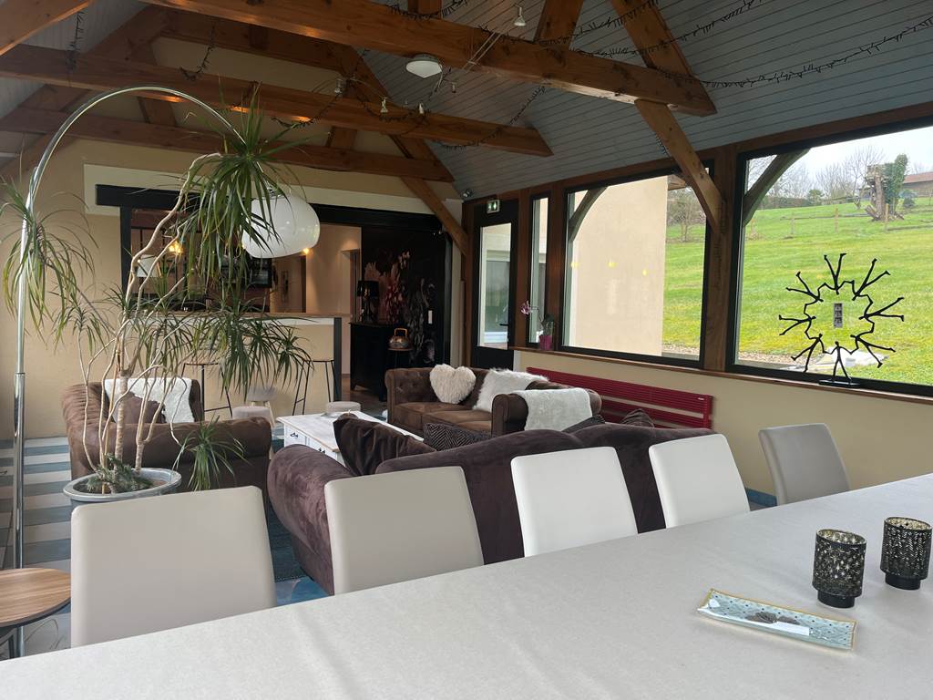 salon gîte 10 à 14 personnes proche Lisieux