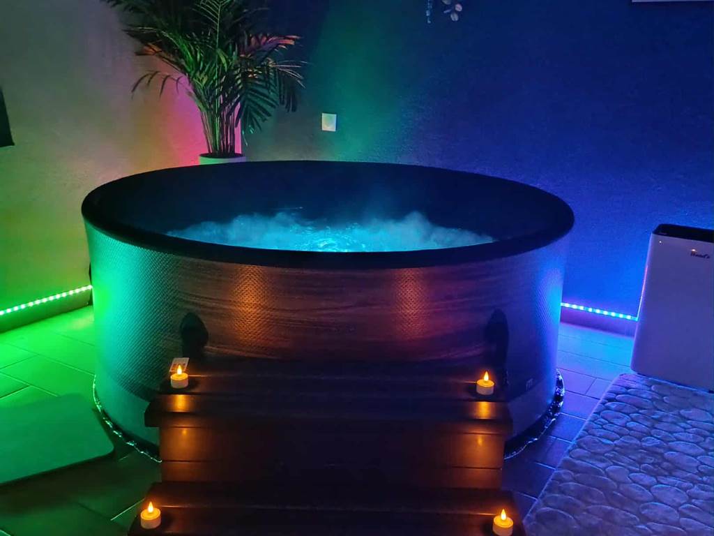 Bain à Remous Gîte Nid d' Etoiles