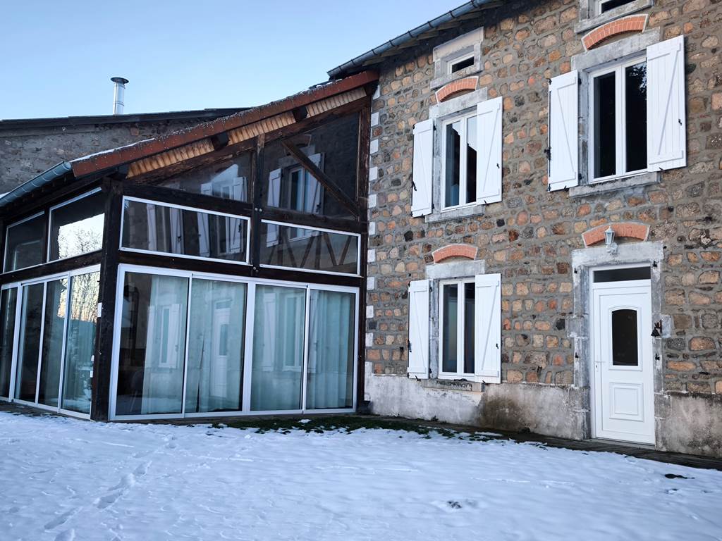 Halte du Pèlerin véranda hiver 2025