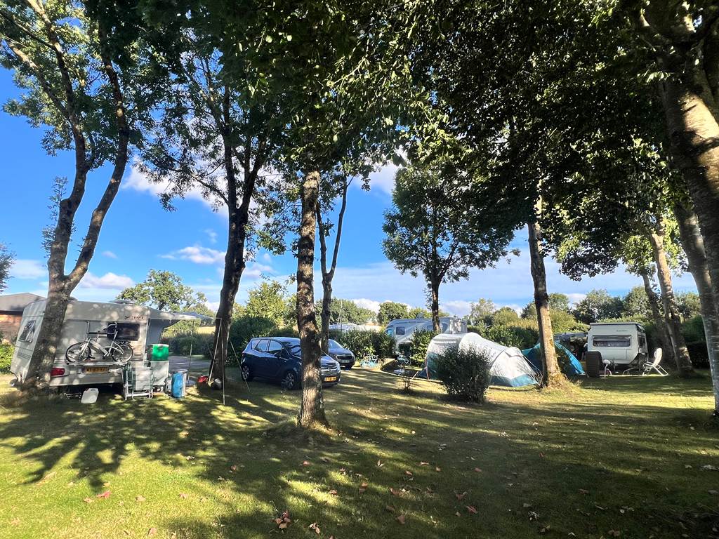 emplacements pour caravane ou tente