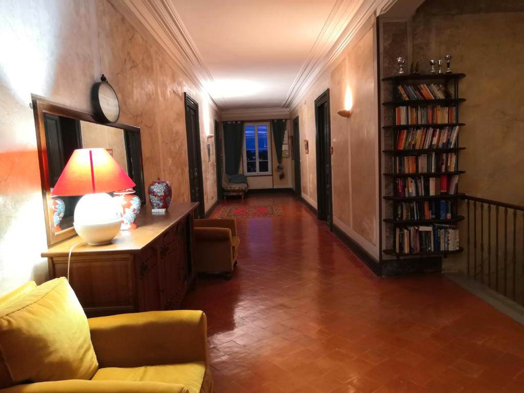 Les Volets Bleus etage