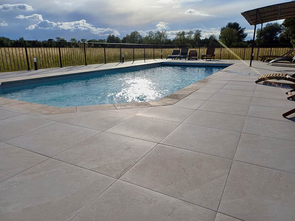 chambre-hote-bouches-du-rhone-piscine