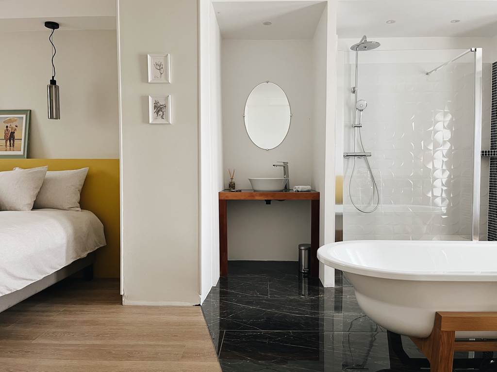 Chambre 1 - Domaine Labouroume - chambre d'hote a la campagne12