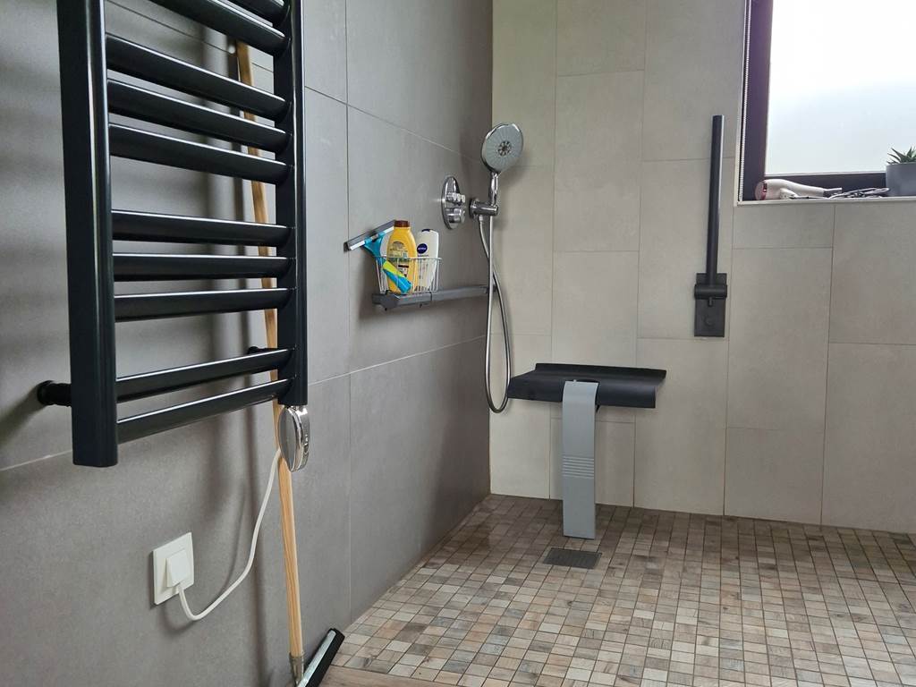 SIROPERIE_O Pachis_douche_accès de plain pied_240526