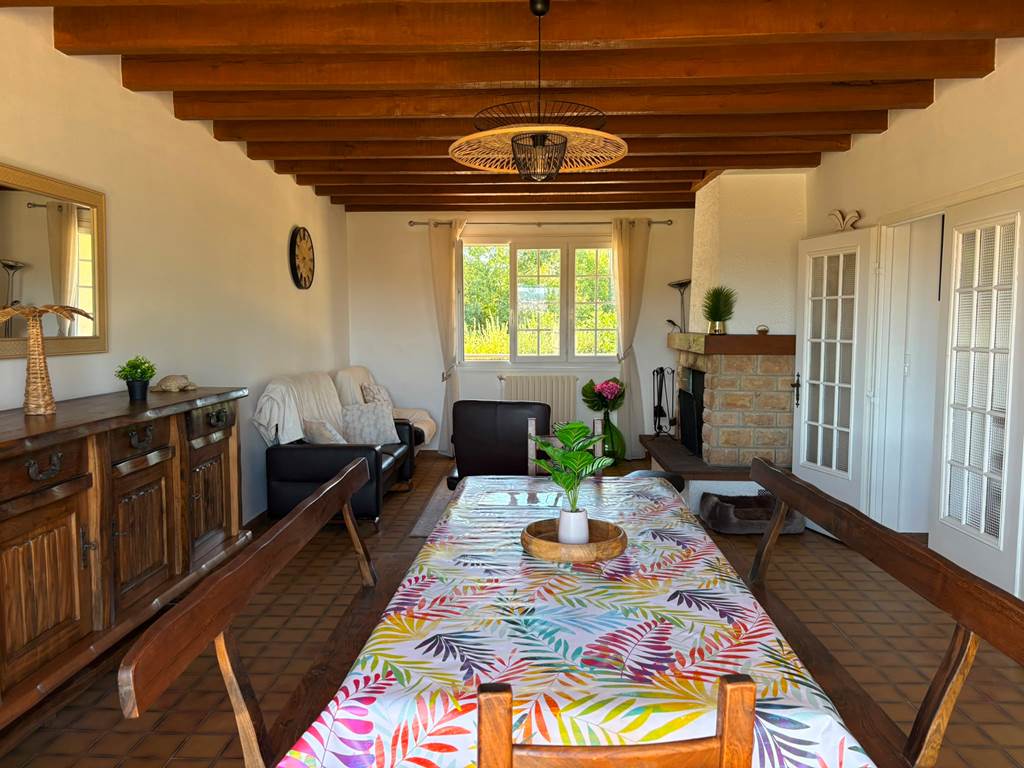 Le Faré des Bruyères – Gîte à Guéret (Creuse) - Salle à manger