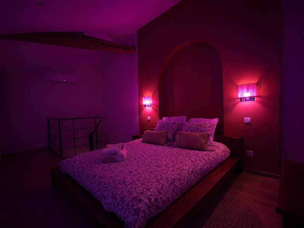La chambre en jeu de lumière
