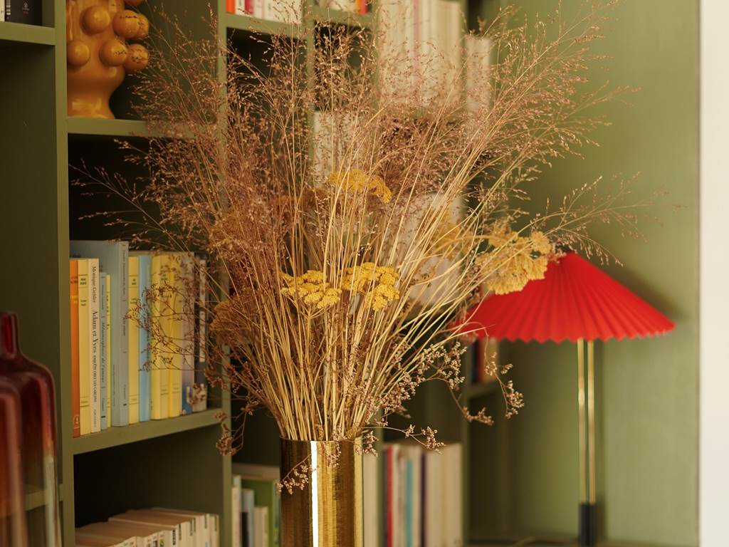 4 bibliothèque de Marcelle en Camargue