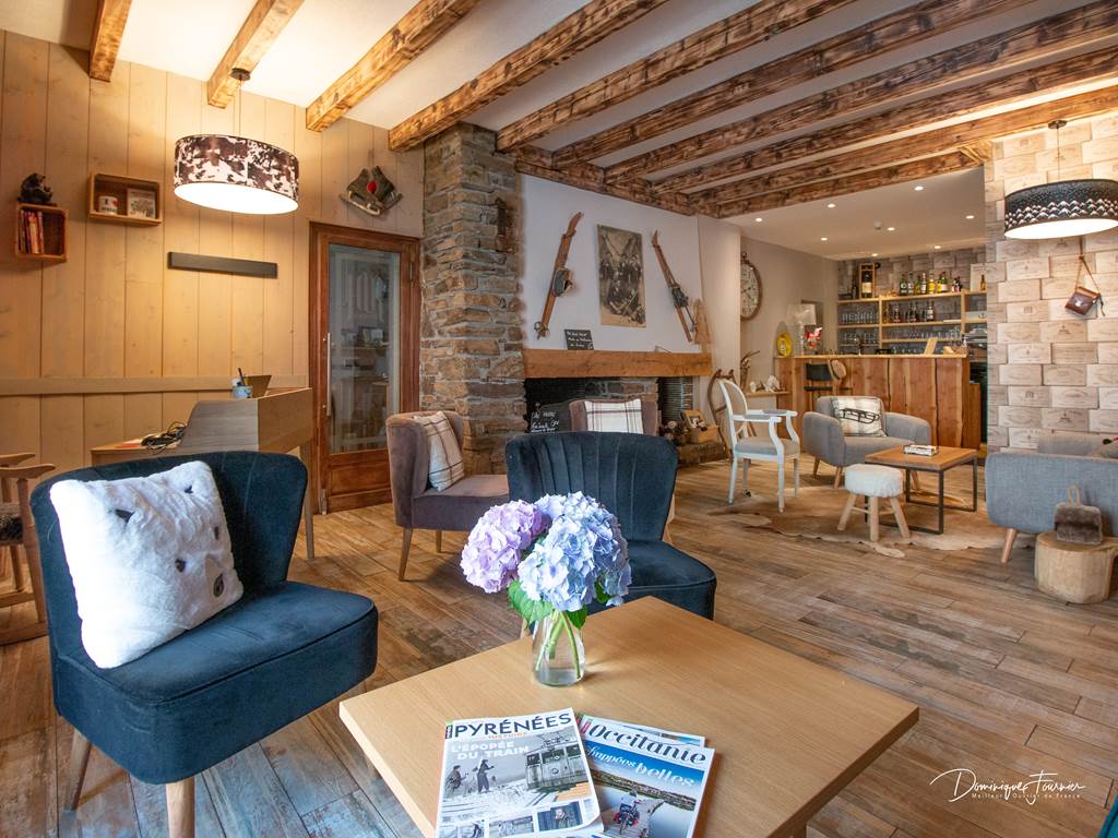 Hotel Bagnères de Luchon St Mamet Pyrénées La Rencluse