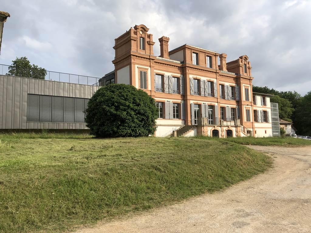 CHATEAU