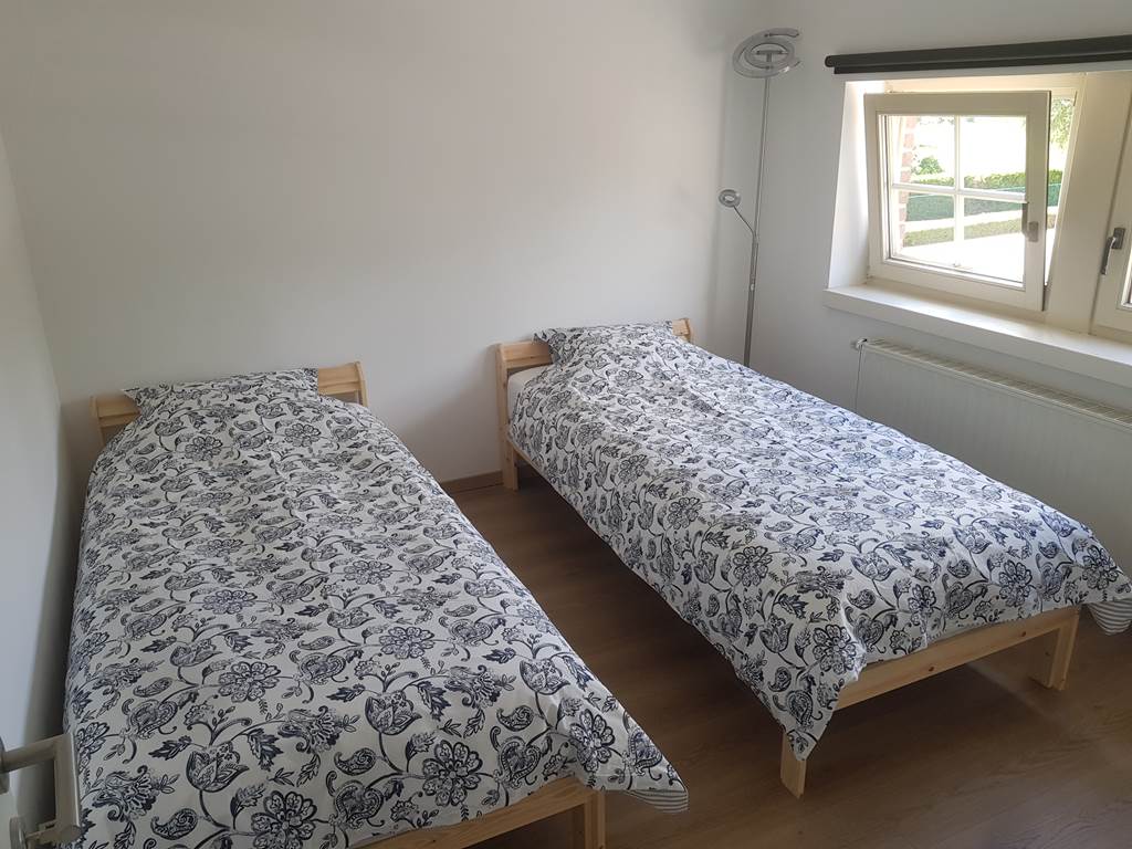 Chambre 2 : deux lits simples
