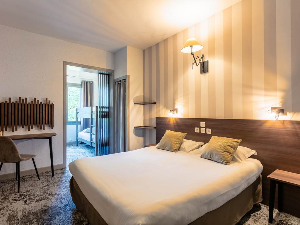 Chambre Quadruple (5)