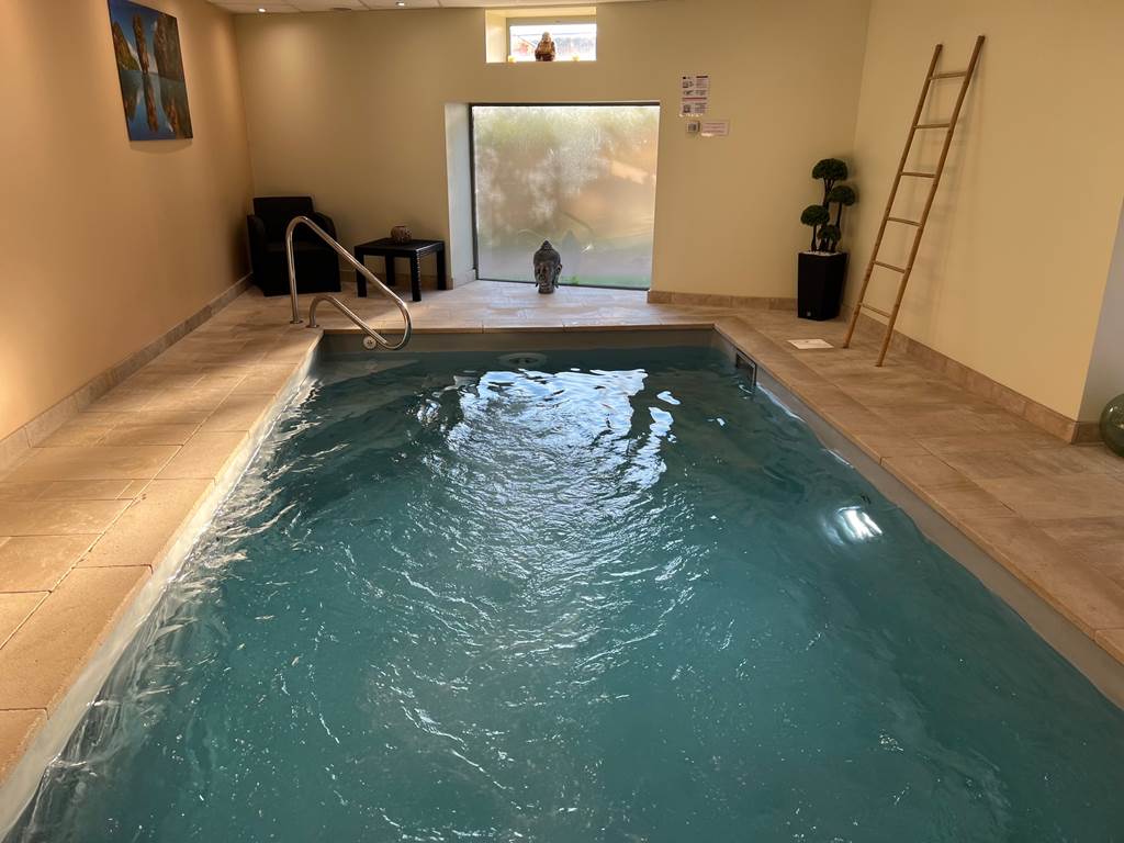 piscine intérieure chauffée privative