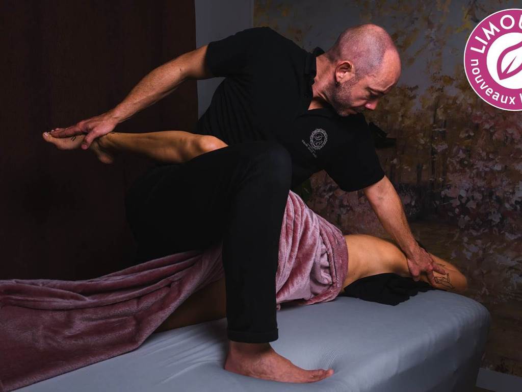 MAAS MASSAGES - POSTURE-YOGA-DANSEUR-