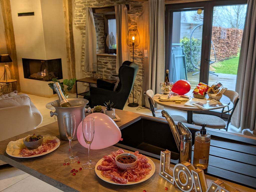 PXL_20260206_142350472.RAW-01.COVER