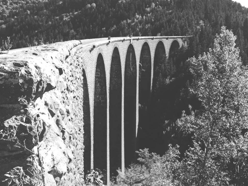 saut-elastique-Viaduc-Recoumene-Monastier-43-activité
