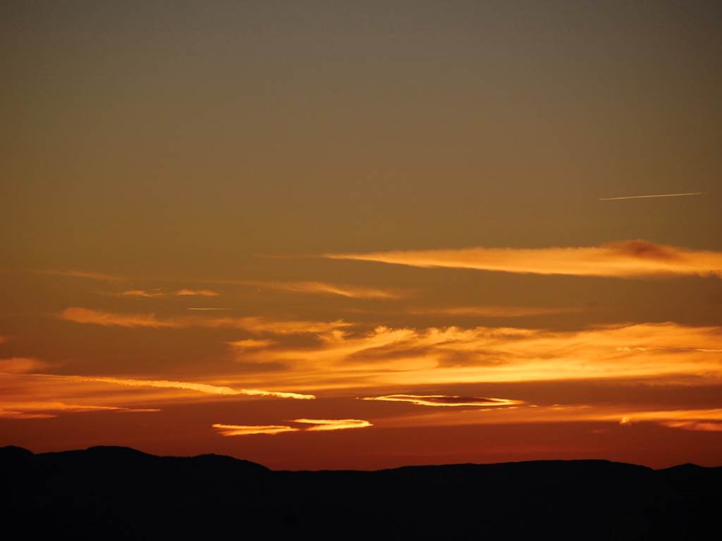 Lever de soleil sur la Montagne de Lure