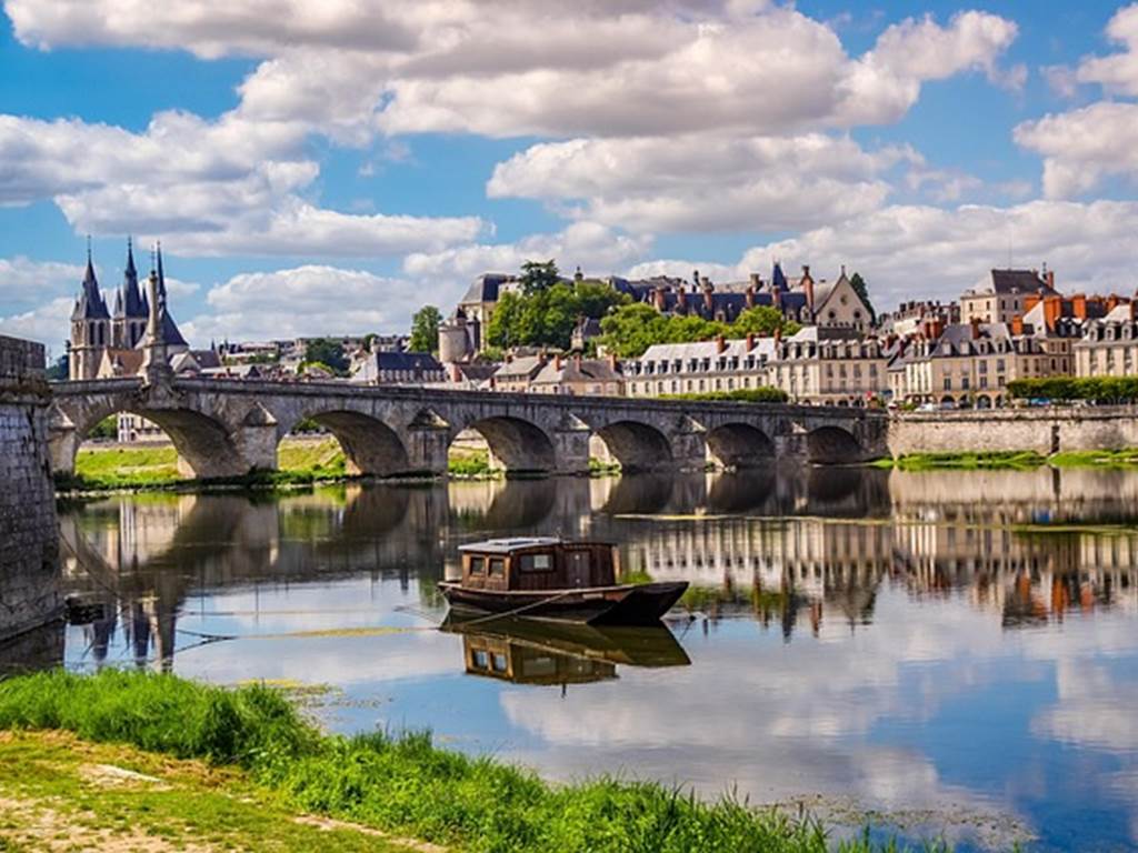 BLOIS