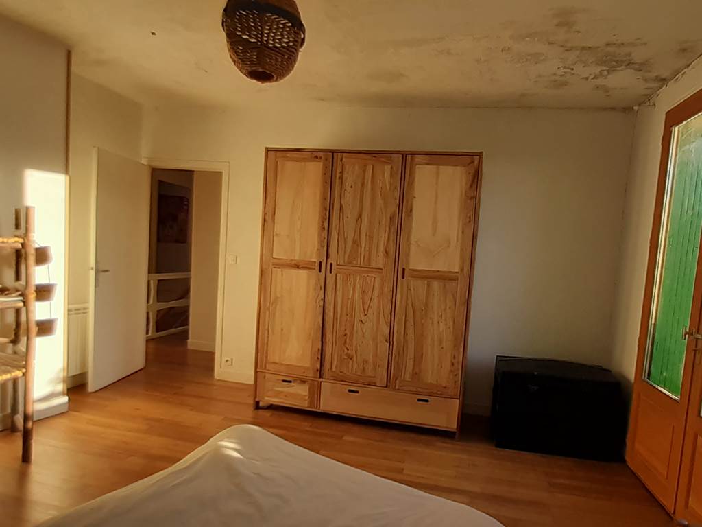 Grande chambre depuis le fond