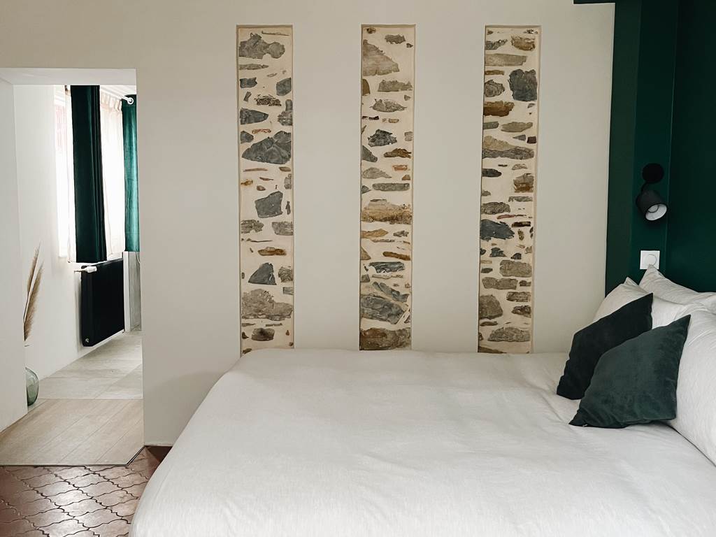 Chambre 2 - Domaine Labouroume - chambre d'hote a la campagne5