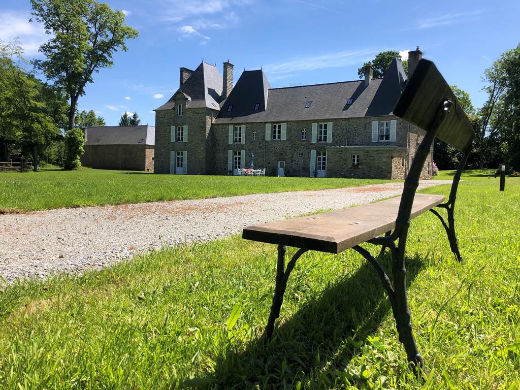 Le parc du. Château de La Croix Chemin en Bretagne Romantique