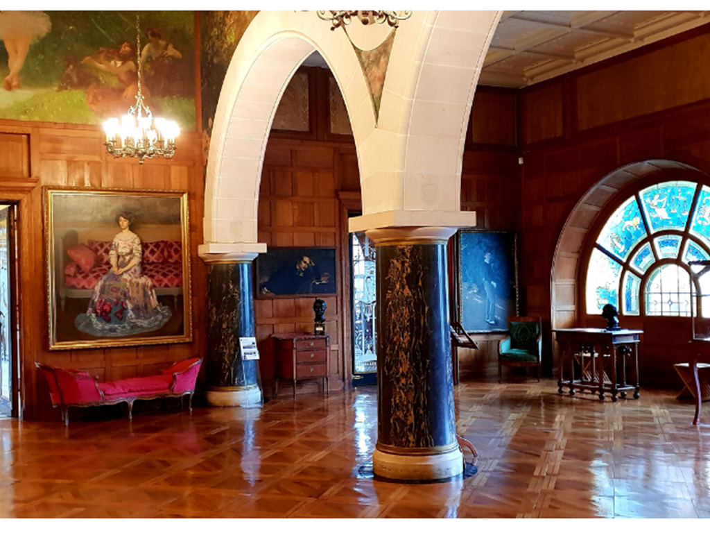 Grand hall