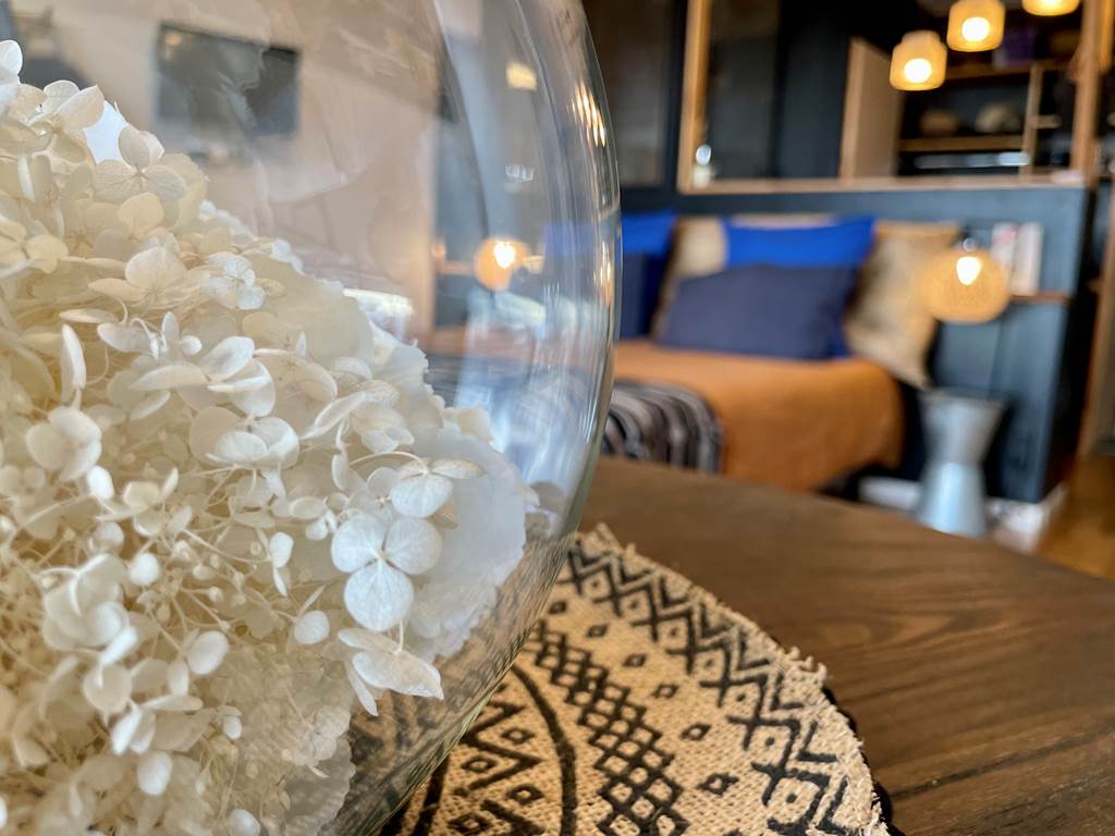 1E82B3FE-2C9D-4E4D-87A9-C2EA0AEB6CD5