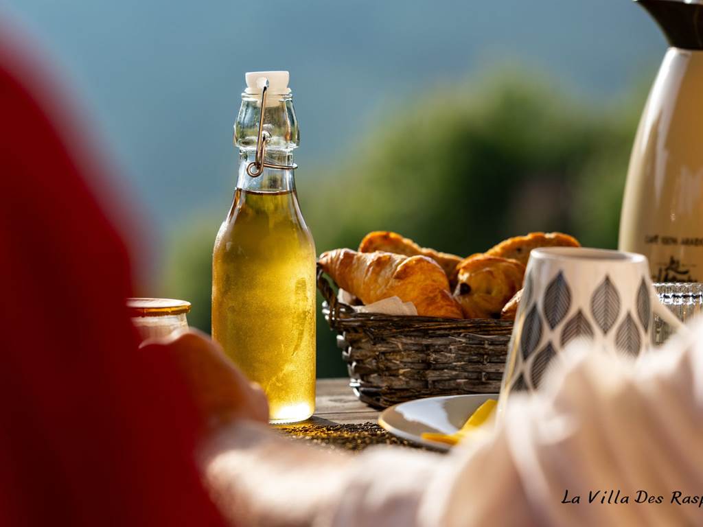 zoom sur le petit déjeuner - Chambre d'hôtes Orzals
