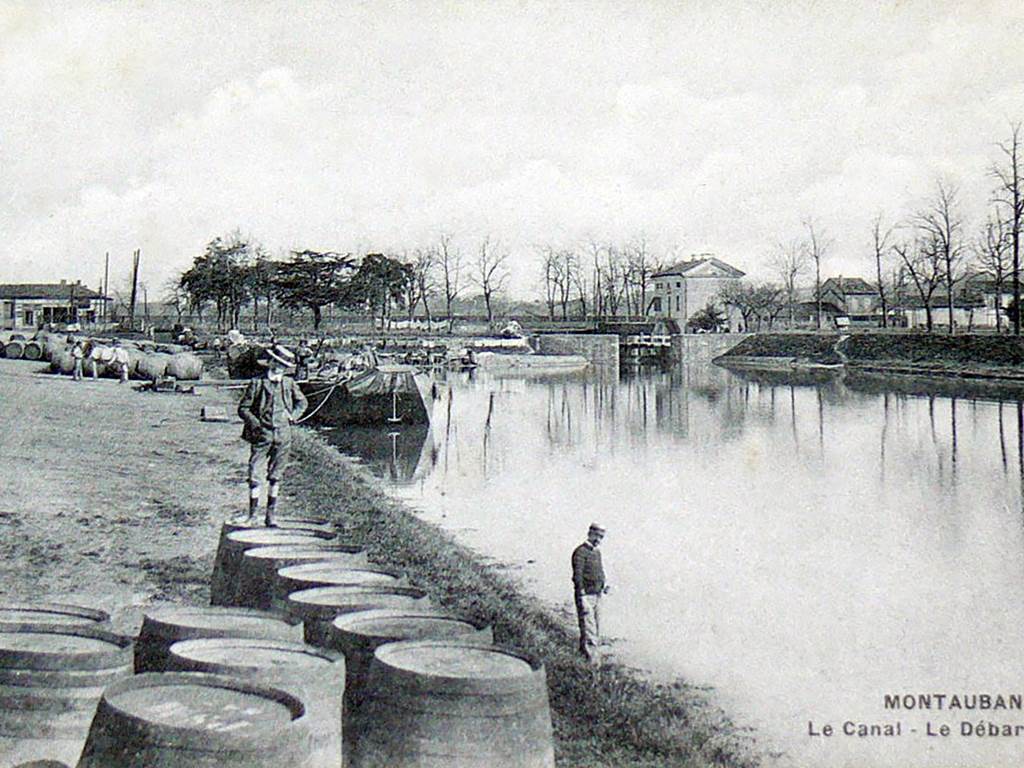 Port Canal Montauban en 1910, notre port d'attache plus d'un siècle plus tard.