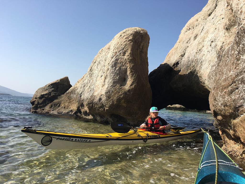 Abbartello kayak Corse, grotte de Vetricella à Propriano