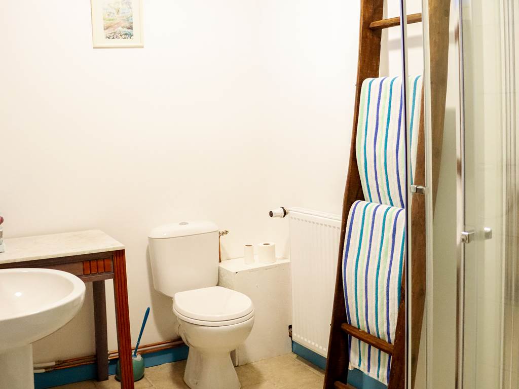 Salle de bain CH N° 4