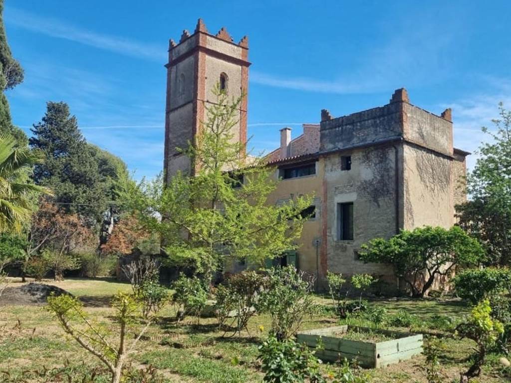 Mas Sainte Anne, bâtisse catalane